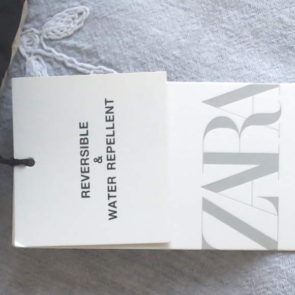 NWT Zara Puffer Vest - Picture 3 of 7